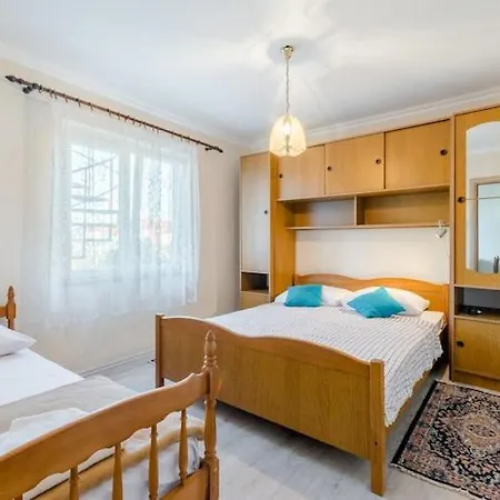 Fidelis - One Bedroom With Terrace And Garden View 1 تروغير