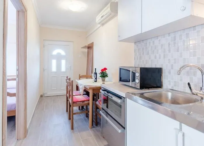 Fidelis - One Bedroom With Terrace And Garden View 1 Appartement